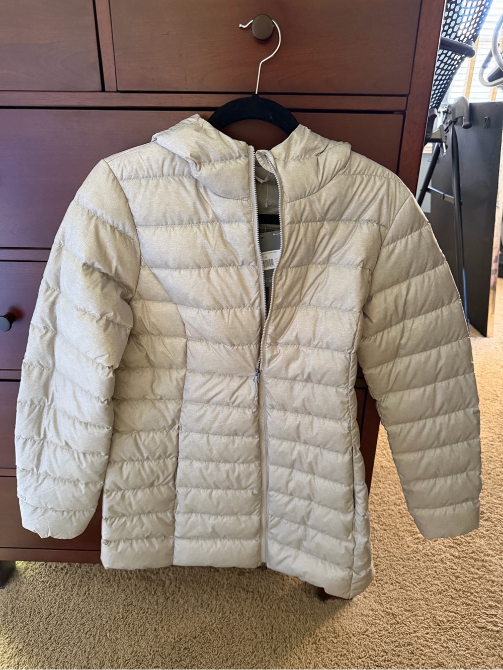 NWT Eddie Bauer women’s cirruslite down parka light grey size medium